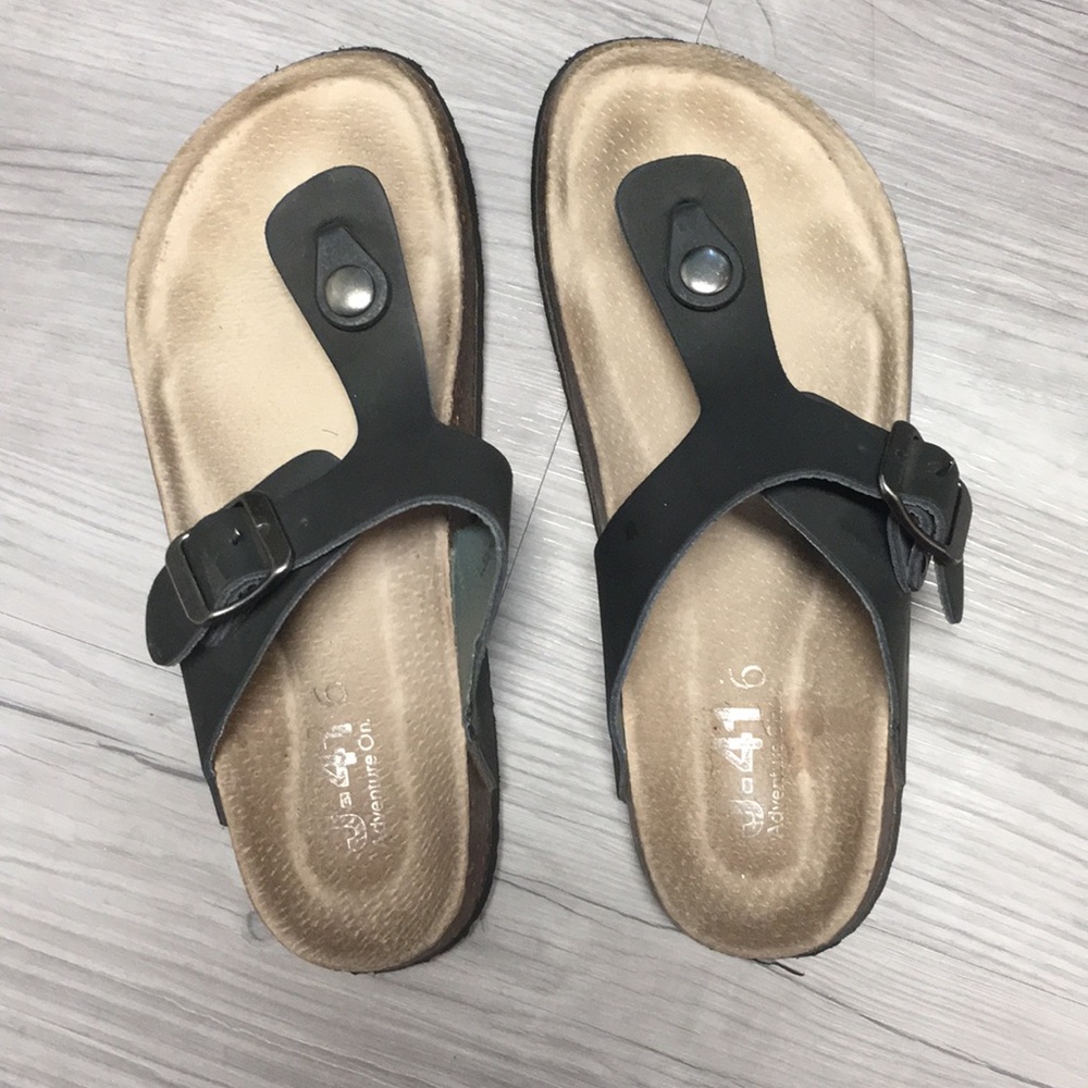 FINAL PRICE Black Thong Strap Backless Sandal